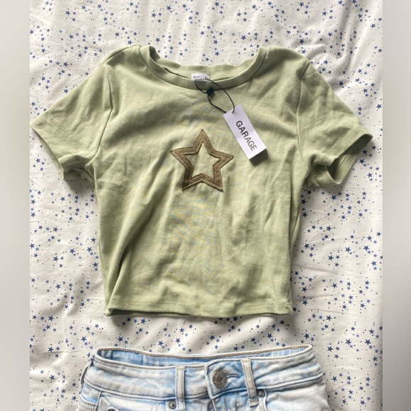 NEVER WORN!! New with tags garage star stormi baby tee - Picture 1 of 4